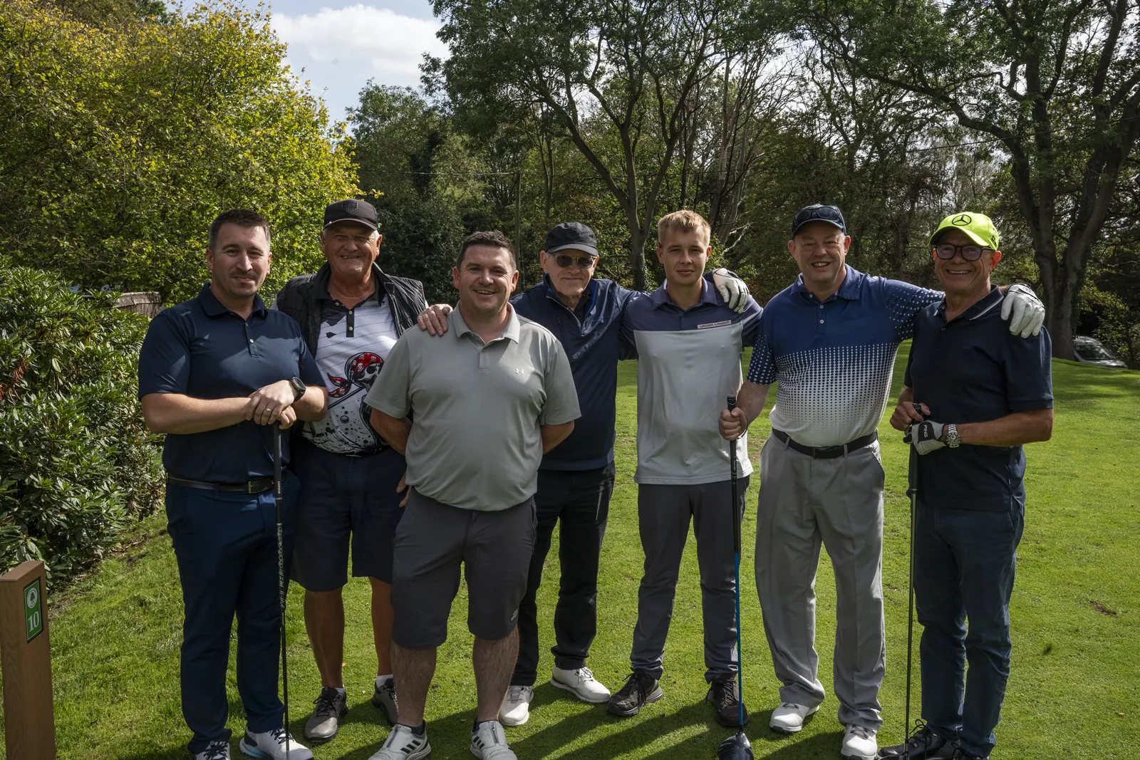 WJA members together on the golf course
